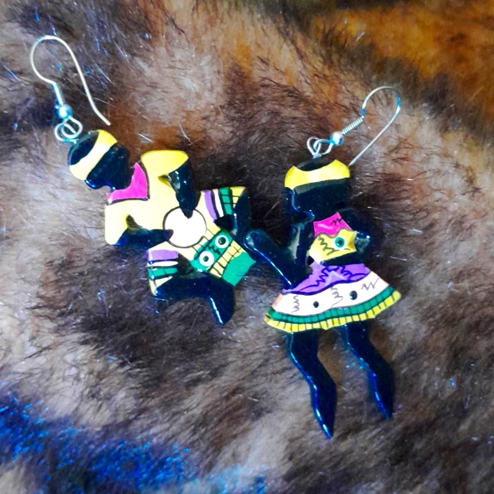 Retro 80's wooden trible earrings.